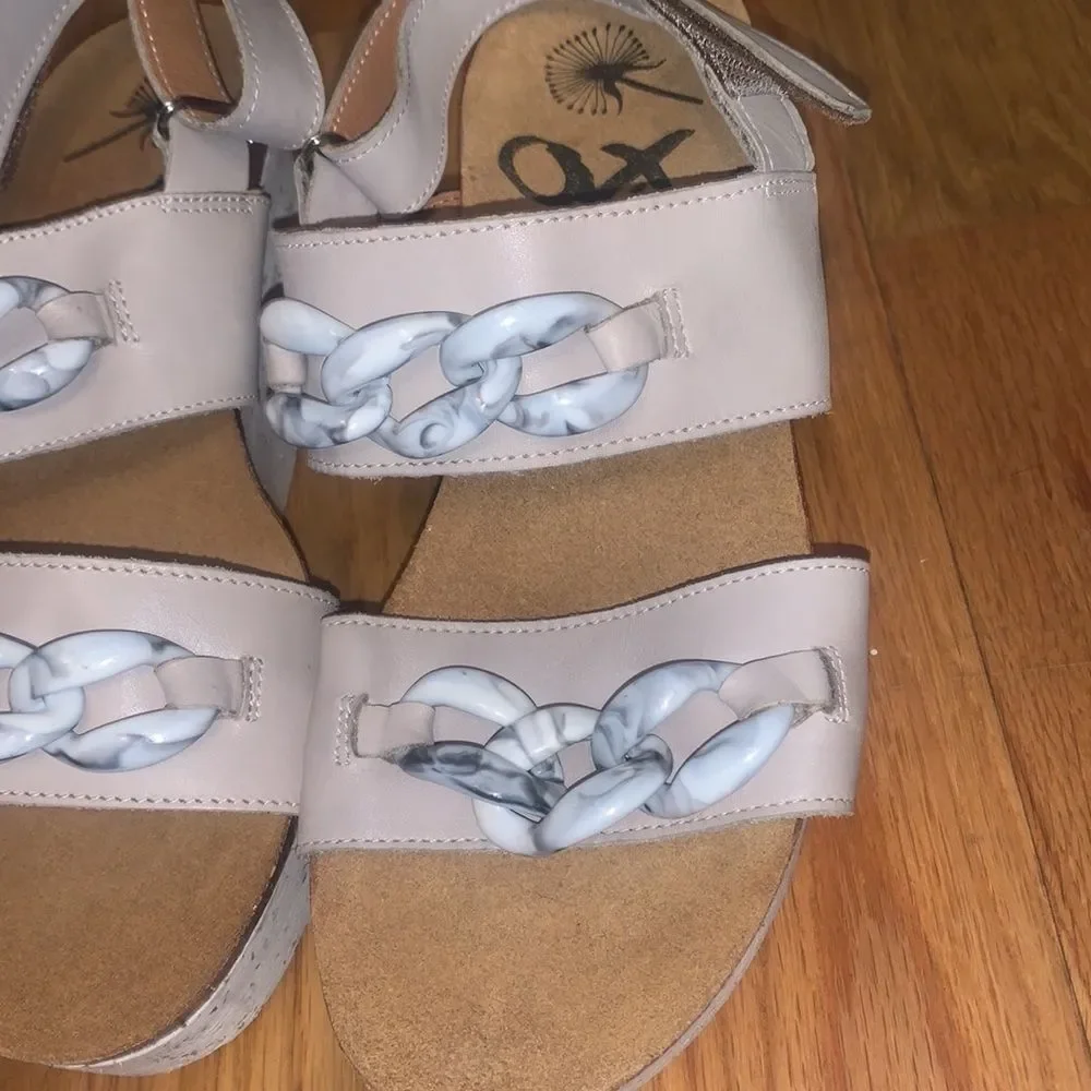 OTBT Fair Isle Women's Wedge Sandals Size 8.5 Grey Leather Cork Platform Chain